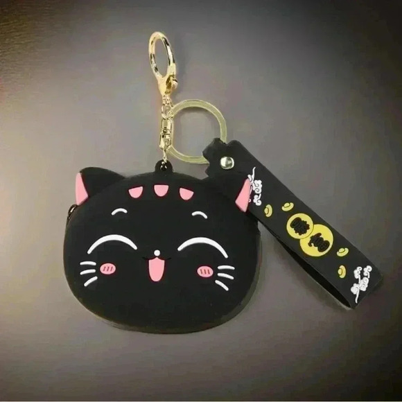 Mini Size Black Cat Silicone Coin Purse With Keychain - Picture 4 of 4
